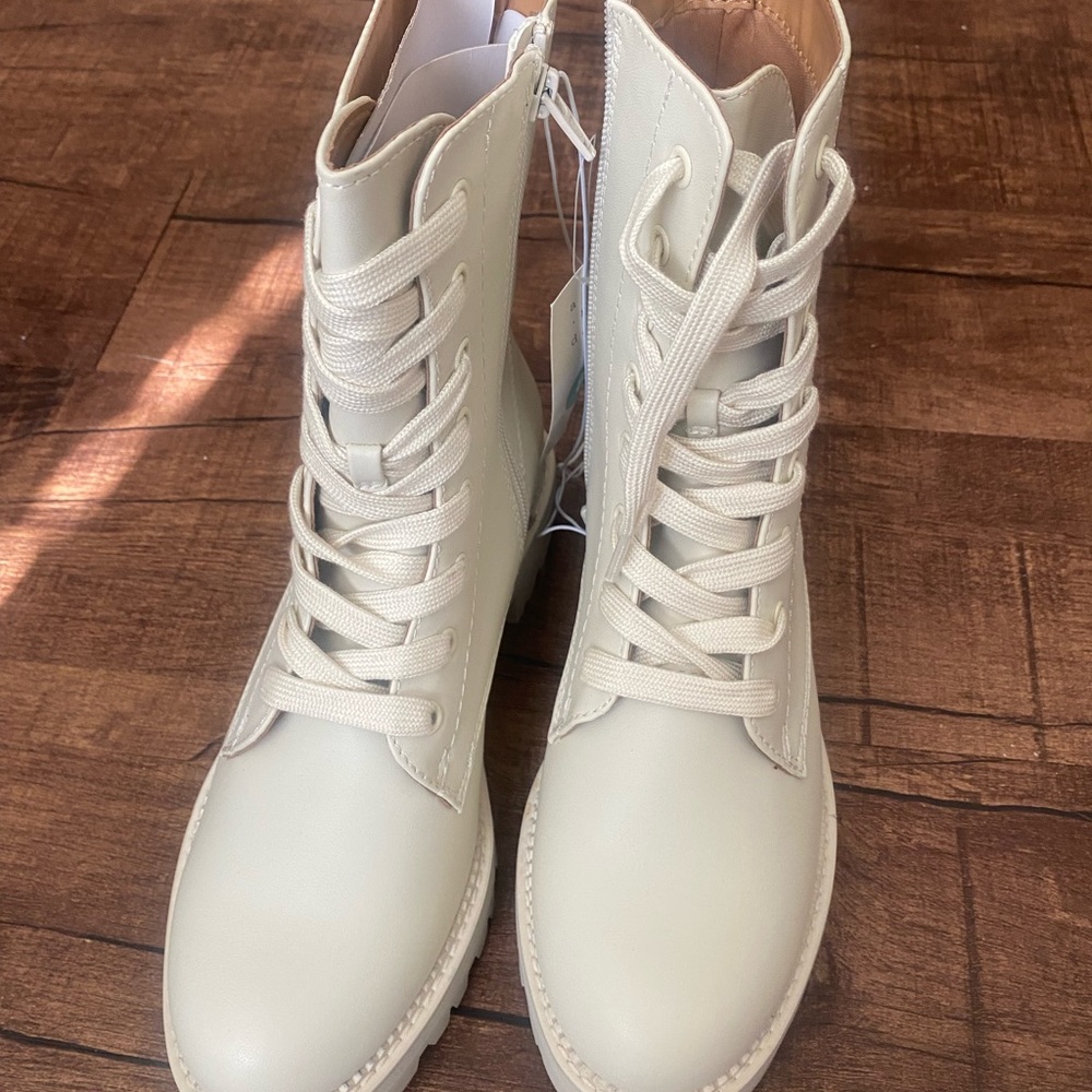 Womens boots